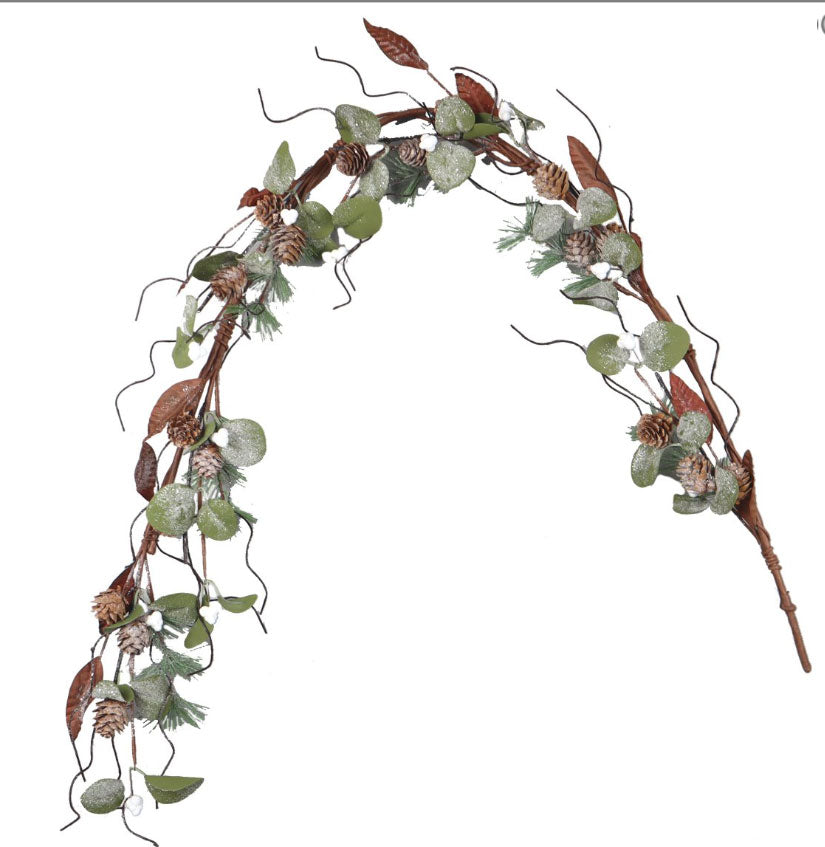garland with cones/white/berries